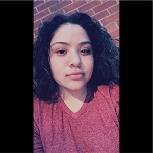 Meet your Posher, Joana